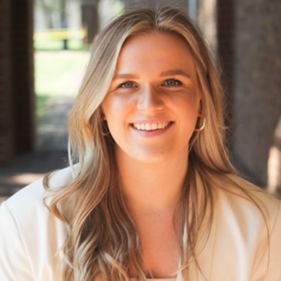 Meet your Posher, Mattie - Picture 1 of 2